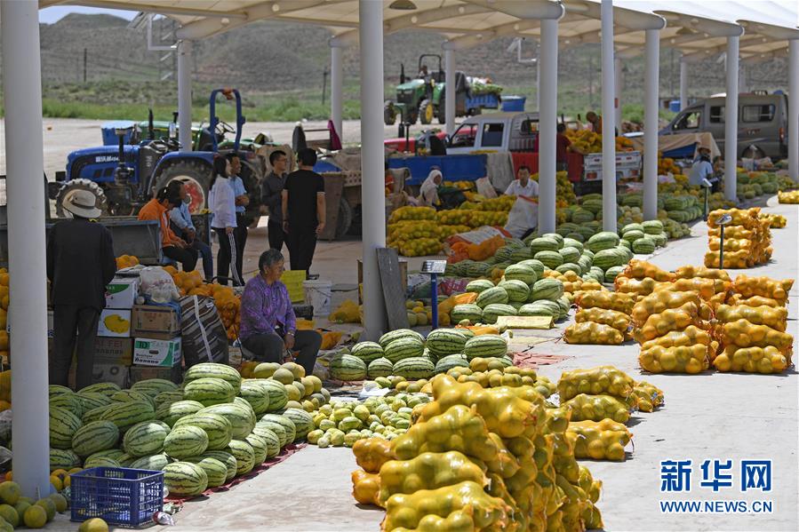 （壯麗70年·奮斗新時代——共和國發(fā)展成就巡禮·圖文互動）（5）生態(tài)美、百姓富——品讀嶄新“寧夏畫卷”