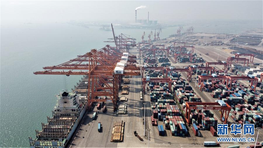 (圖文互動)(1)出山入海 “船”流不息——廣西北部灣港生產(chǎn)保暢一線見聞