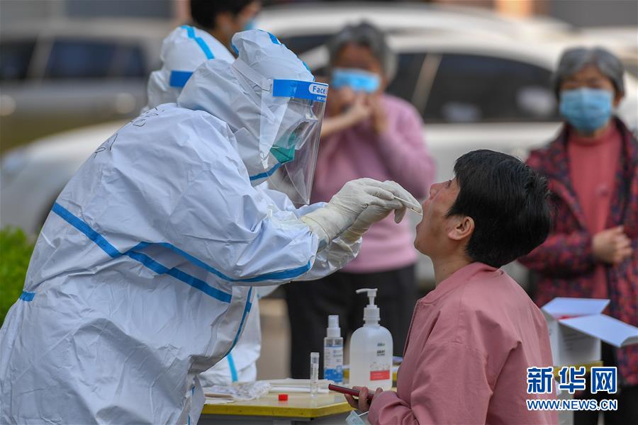 （新華全媒頭條·兩會(huì)精神看落實(shí)·圖文互動(dòng)）（5）整體謀劃、系統(tǒng)升級(jí)、全面提升——落實(shí)全國兩會(huì)精神織牢織密公共衛(wèi)生防護(hù)網(wǎng)