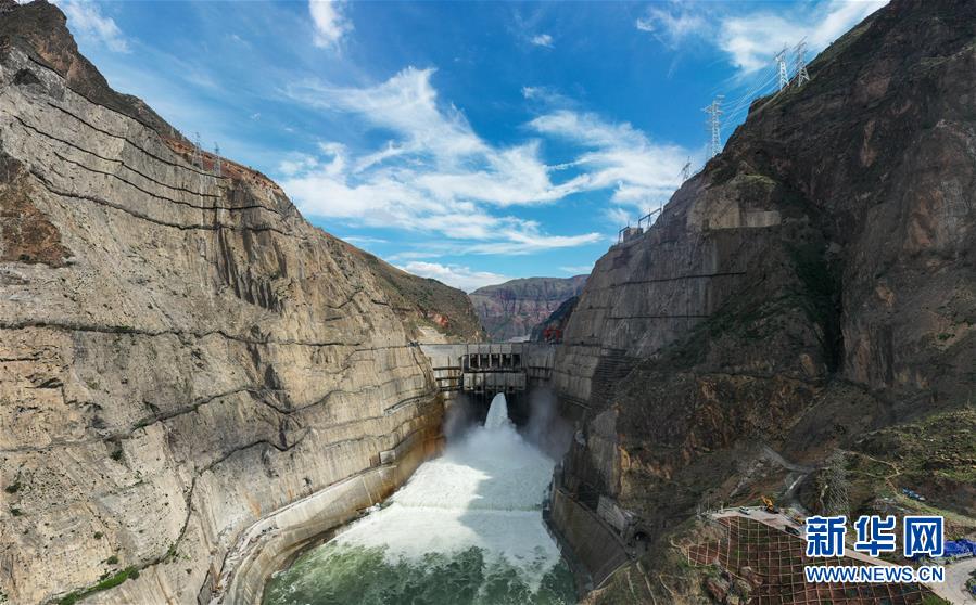 (新華全媒頭條·走向我們的小康生活·圖文互動)(10)綠染云嶺小康路——生態(tài)文明建設的云南實踐